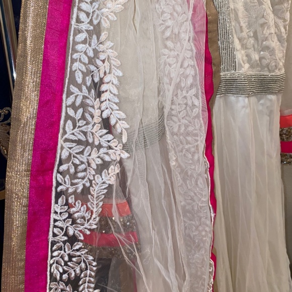 Anarkali - Picture 3 of 4